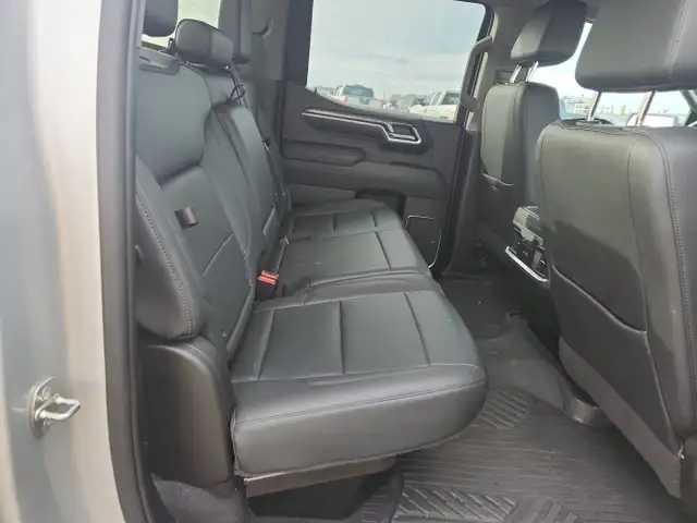 2022 Chevrolet Silverado 1500 - Photo 18