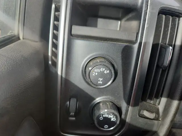 2018 Chevrolet Silverado 1500 - Photo 11
