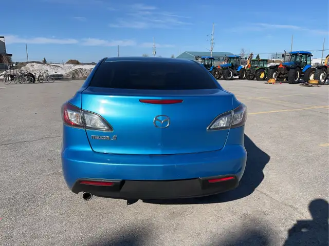 2010 Mazda MAZDA3 - Photo 4