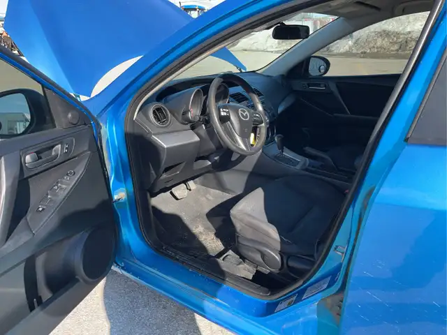 2010 Mazda MAZDA3 - Photo 12