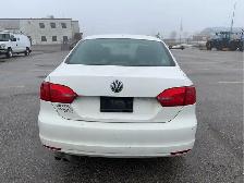 2011 Volkswagen Jetta - Photo 6
