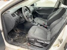 2011 Volkswagen Jetta - Photo 9