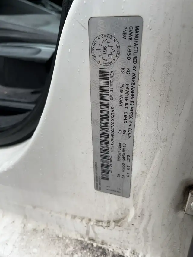 2011 Volkswagen Jetta - Photo 14