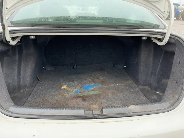 2011 Volkswagen Jetta - Photo 16