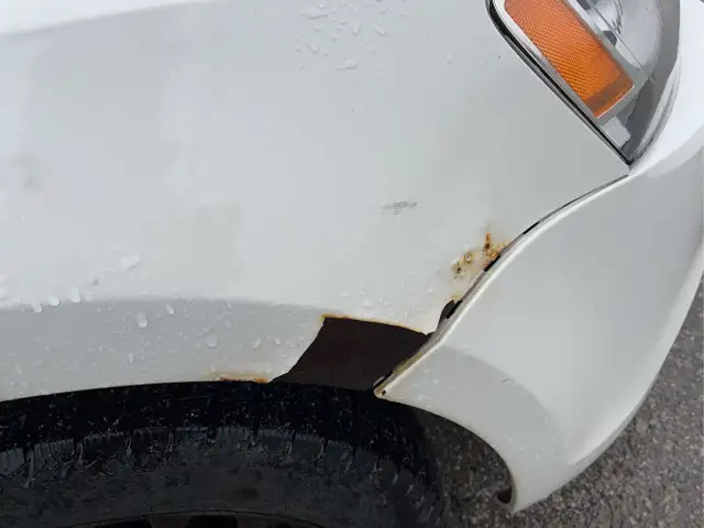 2011 Volkswagen Jetta - Photo 32