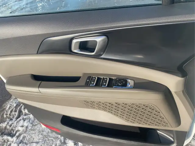 2025 Kia Carnival - Photo 24