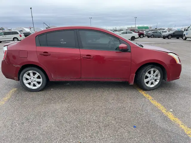 2009 Nissan Sentra - Photo 4