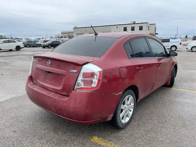 2009 Nissan Sentra - Photo 5