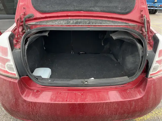 2009 Nissan Sentra - Photo 18
