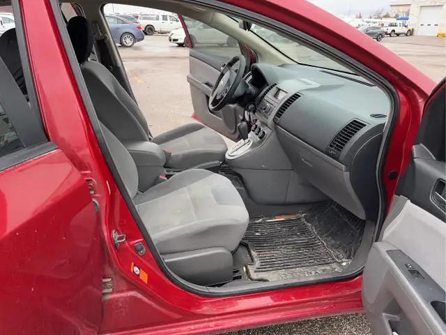 2009 Nissan Sentra - Photo 20
