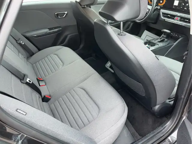 2025 Kia K4 - Photo 27