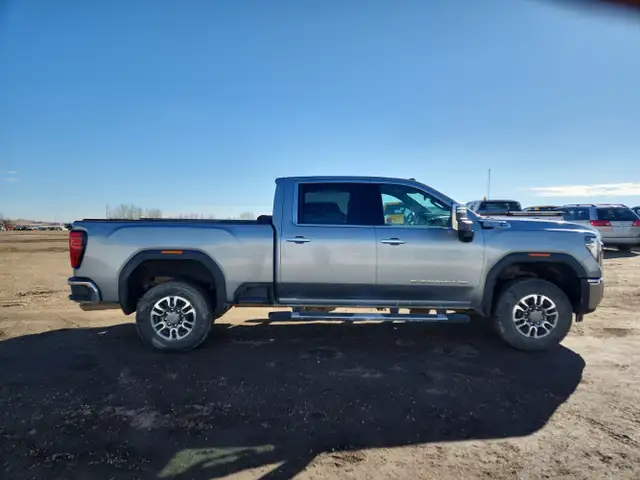 2024 GMC Sierra 2500HD - Photo 25
