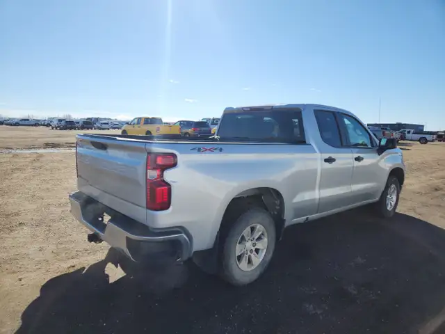 2022 Chevrolet Silverado 1500 - Photo 4