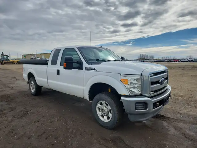 2013 Ford F-250 Super Duty - Photo 2