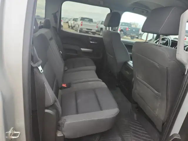 2018 Chevrolet Silverado 1500 - Photo 17