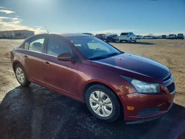 2012 Chevrolet Cruze - Photo 2