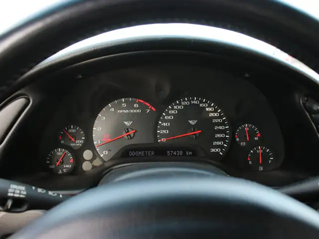 1997 Chevrolet Corvette Base | LS1 5.7L V8 | 345 HP | 6-Speed - Photo 5