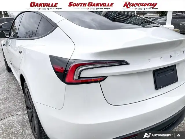 2025 Tesla Model 3 LONG RANGE | RWD | ELECTRIC | NO ACCIDENTS | - Photo 11
