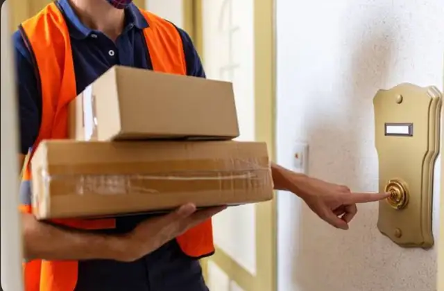 PACKAGE DELIVERIES-DRIVER FULL TIME