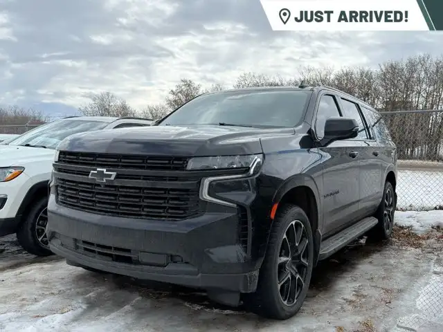 2024 Chevrolet Suburban RST 4WD | Heated Seats & Steering