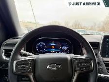 2024 Chevrolet Suburban RST 4WD | Heated Seats & Steering - Photo 6