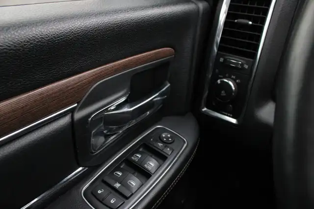 2016 RAM 2500 - Photo 14