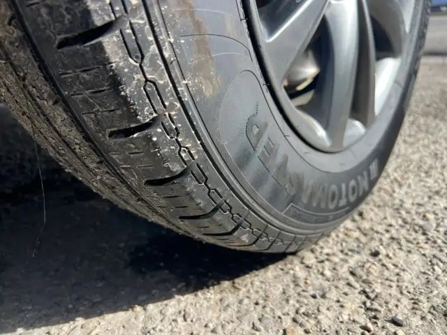 2015 Chrysler Town & Country S - Photo 18