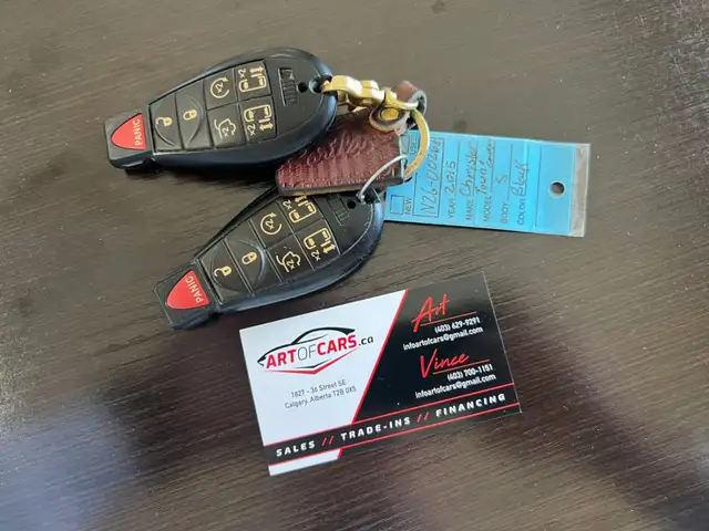 2015 Chrysler Town & Country S - Photo 20