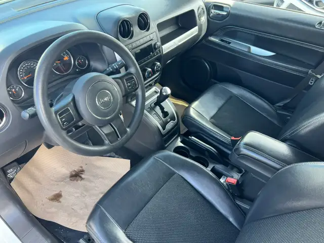 2014 Jeep Compass North - Photo 9