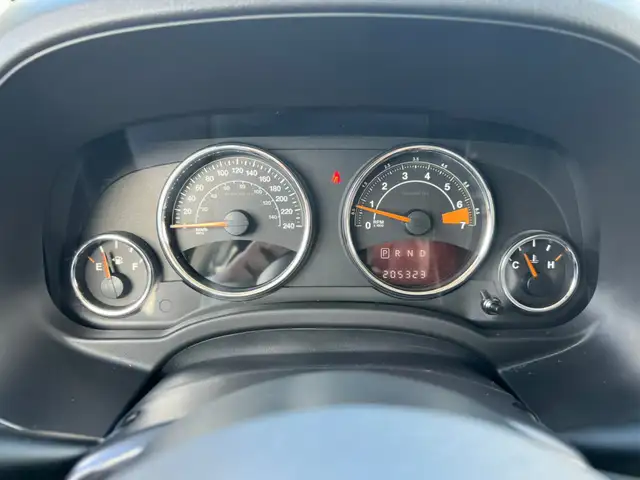 2014 Jeep Compass North - Photo 12