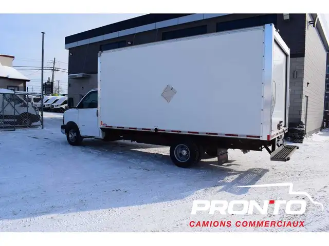 2020 Chevrolet Express Commercial Cutaway 3500  Cube 16 pieds - Photo 5
