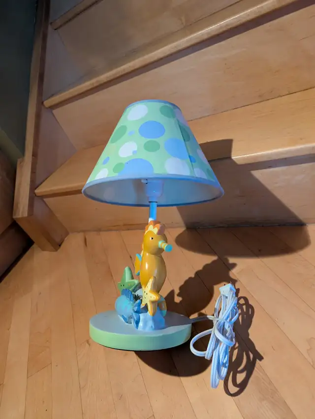Like New Children’s Starfish & Seahorse Lamp - Photo 3