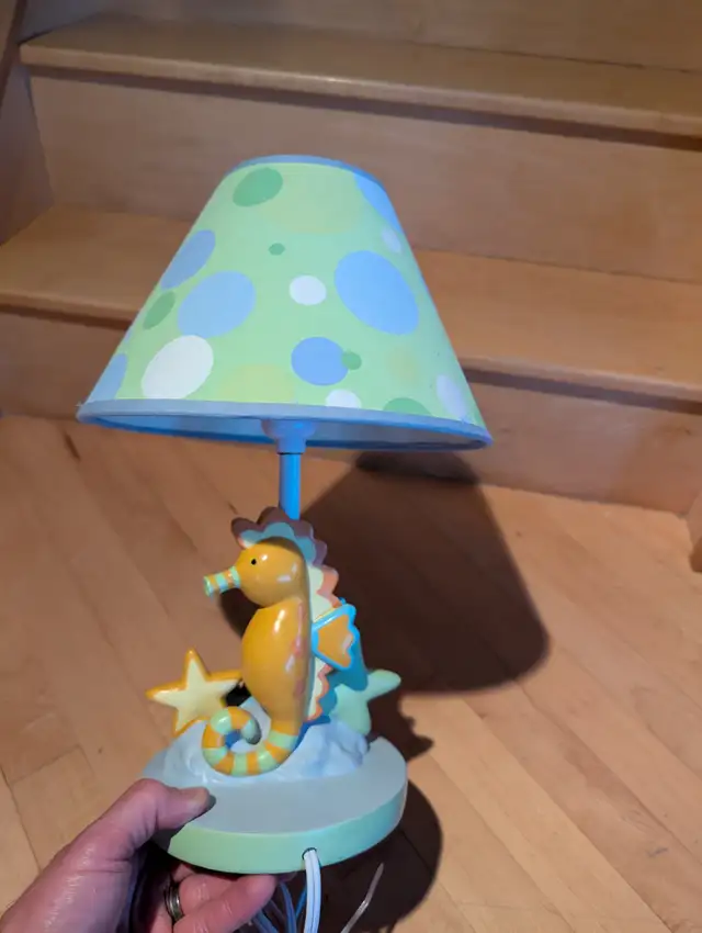 Like New Children’s Starfish & Seahorse Lamp - Photo 5