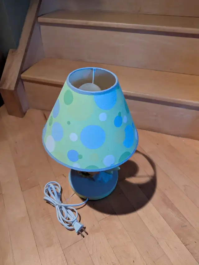 Like New Children’s Starfish & Seahorse Lamp - Photo 6