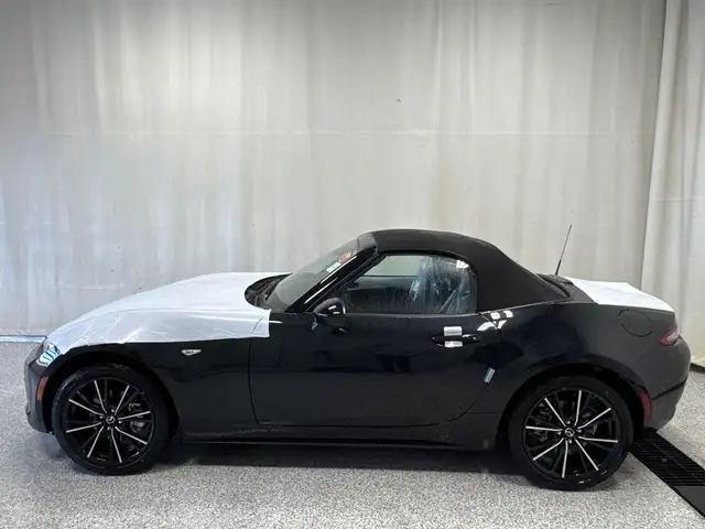 2026 Mazda MX-5 Miata - Photo 5