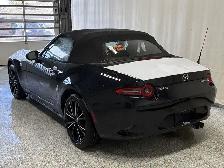 2026 Mazda MX-5 Miata - Photo 6