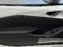 2026 Mazda MX-5 Miata - Photo 8