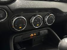 2026 Mazda MX-5 Miata - Photo 13