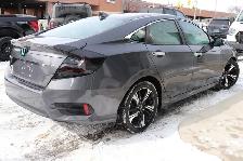 2017 Honda Civic Sedan 4dr CVT Touring - Photo 4