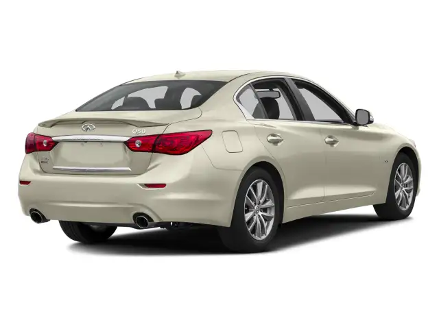 2017 INFINITI Q50 - Photo 2