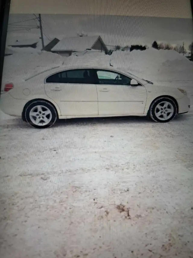 SATURN AURA XE 2008, 166 000 KM,  AUTOMATIQUE,  $2700.00 - Photo 2