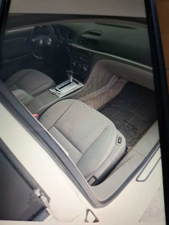 SATURN AURA XE 2008, 166 000 KM,  AUTOMATIQUE,  $2700.00 - Photo 9