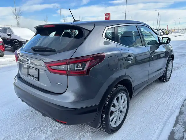 2022 Nissan Qashqai AWD S CVT • Accident Free CarFax • Backup Ca - Photo 7