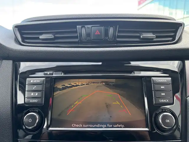 2022 Nissan Qashqai AWD S CVT • Accident Free CarFax • Backup Ca - Photo 18