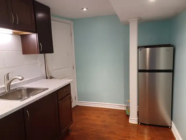 Basement Apartment for Rent - Photo 4