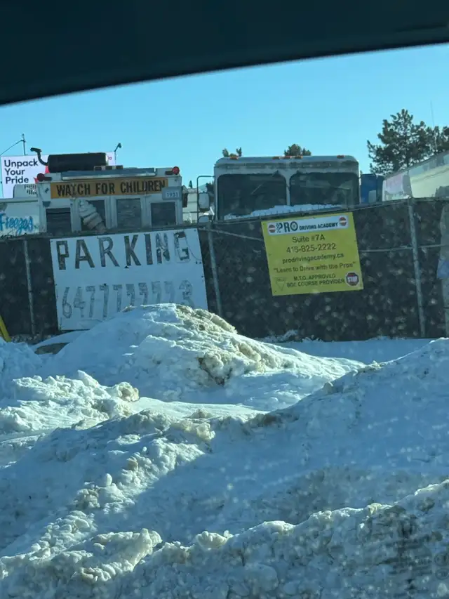 TRUCK PARKING TORONTO