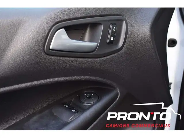 2014 Ford Transit Connect XLT Dual Sliding Doors  Bluetooth - Photo 20