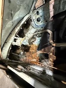 1990 Honda crx si for parts shell , on the ground - Photo 2