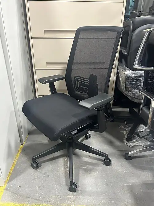Haworth Very Chair – Brand New Ergonomic Task Chair! - Photo 2