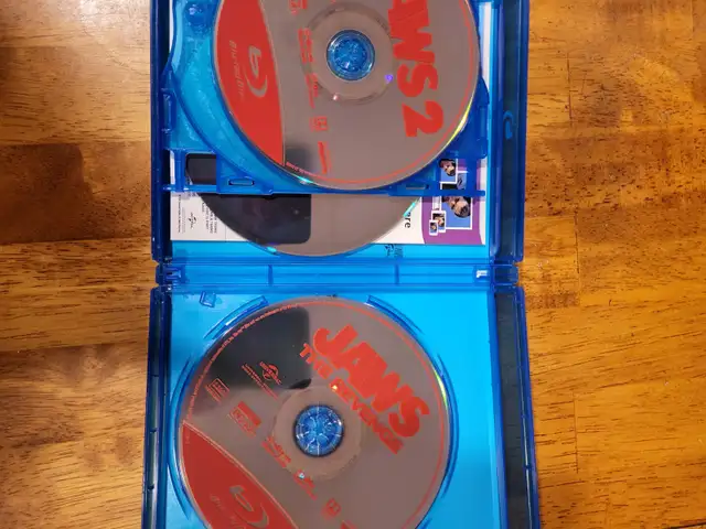 Jaws Blu-Ray 3-Movie Collection - Photo 2